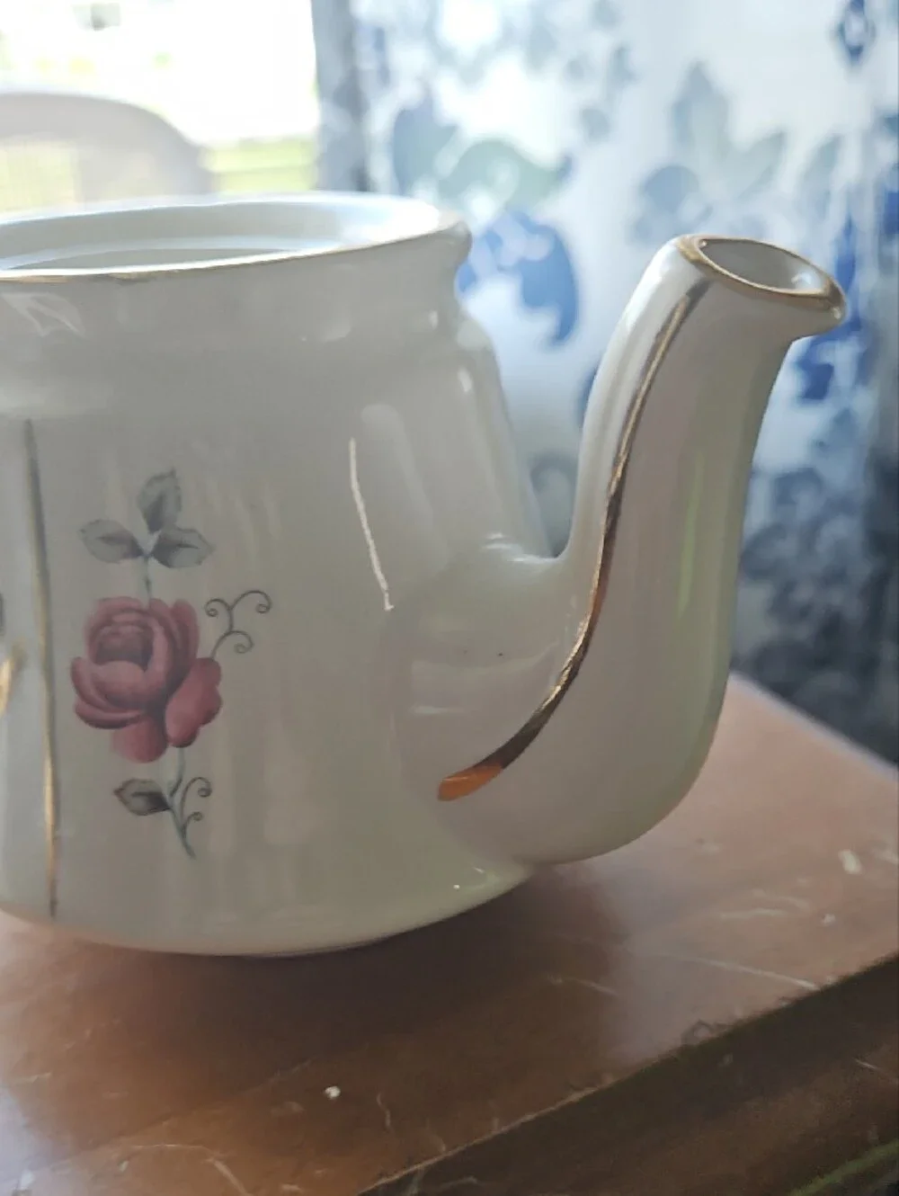 Price Kenisington Oporto Cream Porcelain Teapot with Pink Rose Motif